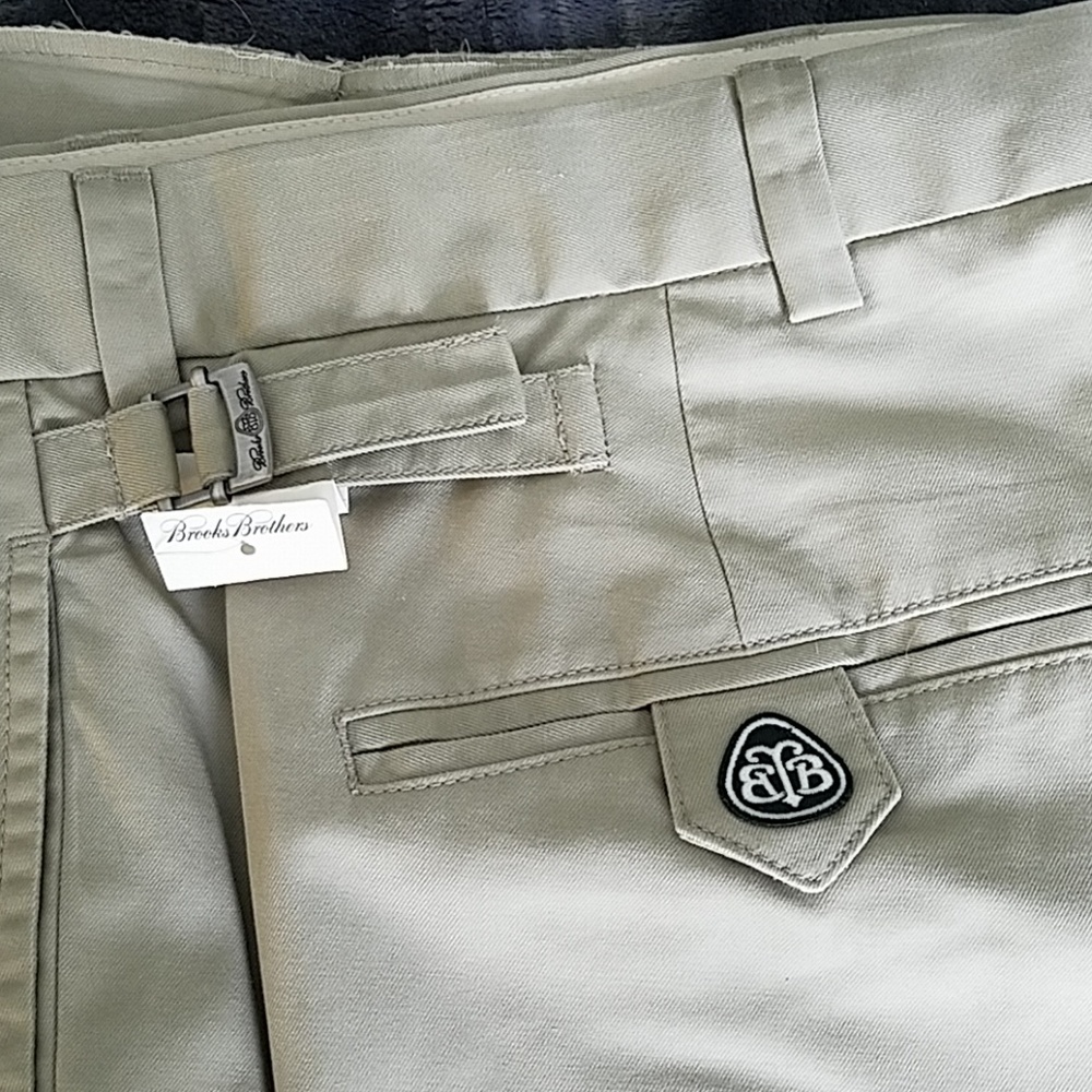 NEW BROOKS BROTHERS COUNTRY CLUB KHAKI PANTS